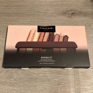 Tahari Minimalist Eyeshadow Palette with Mirror
